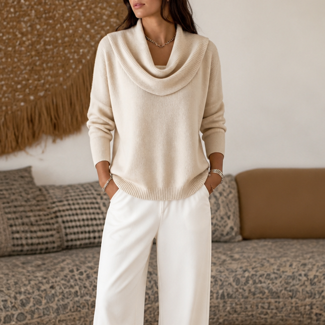 Isabelle | Eleganter und Femininer Strickpullover mit Drapiertem Ausschnitt