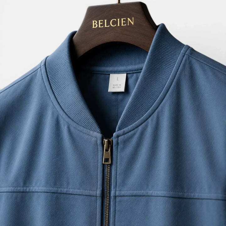 Bomberjack met ribbed details
