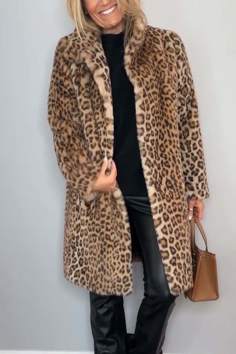 Emily | Dame Lang Vinterfrakke i Fake Fur med Leopardprint
