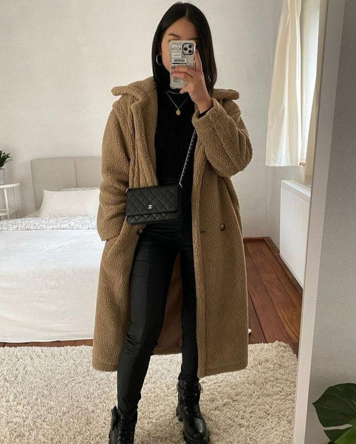 Scarlett | Dame Lang Oversized Teddyfrakke i Fake Fur