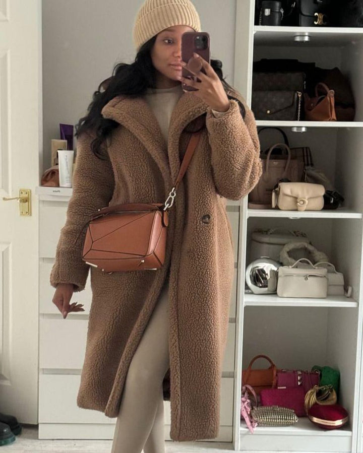 Scarlett | Dame Lang Oversized Teddyfrakke i Fake Fur