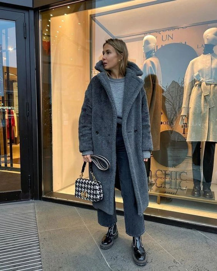 Scarlett | Dame Lang Oversized Teddyfrakke i Fake Fur