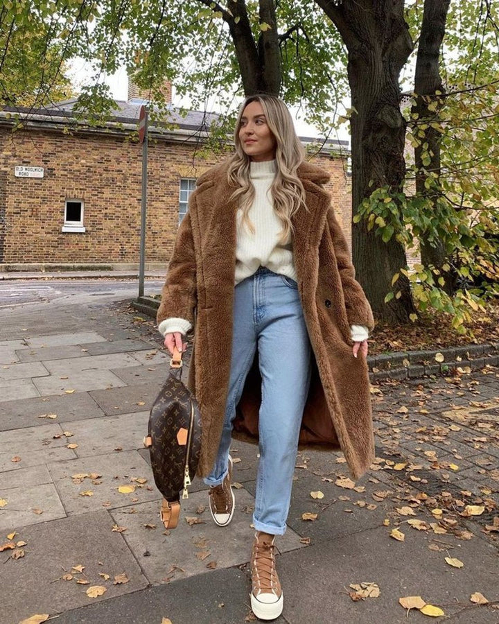 Scarlett | Dame Lang Oversized Teddyfrakke i Fake Fur
