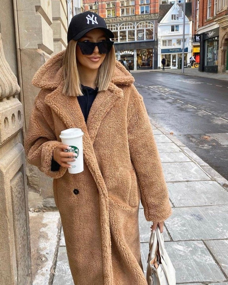Scarlett | Dame Lang Oversized Teddyfrakke i Fake Fur