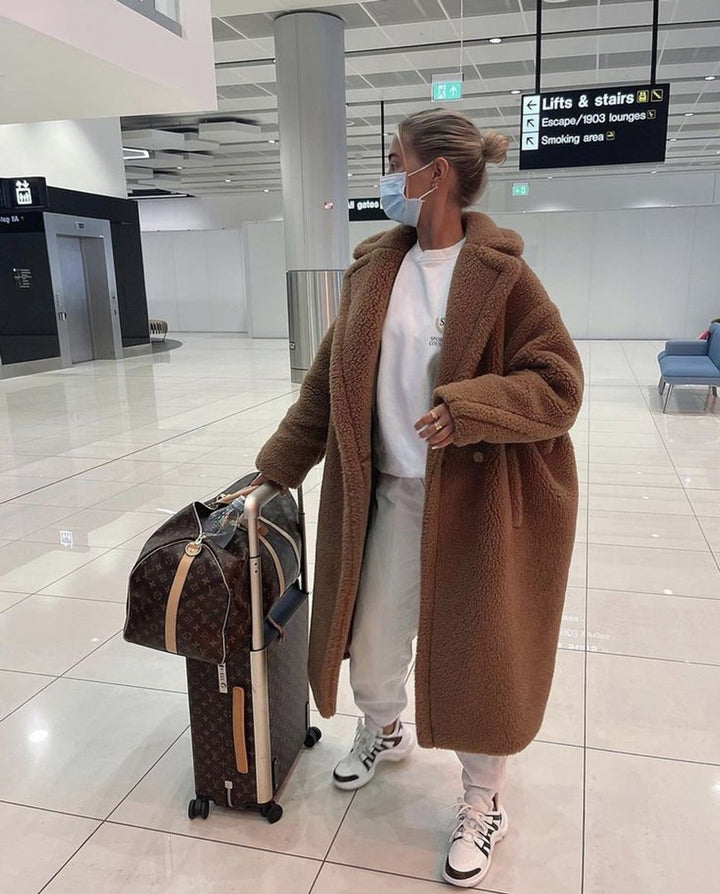 Scarlett | Dame Lang Oversized Teddyfrakke i Fake Fur