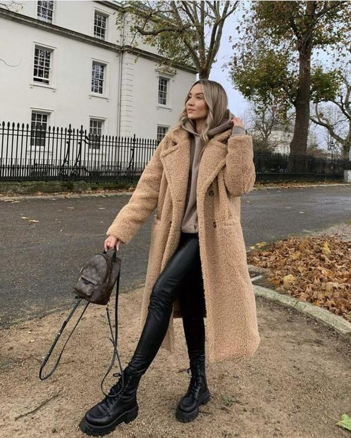 Scarlett | Dame Lang Oversized Teddyfrakke i Fake Fur