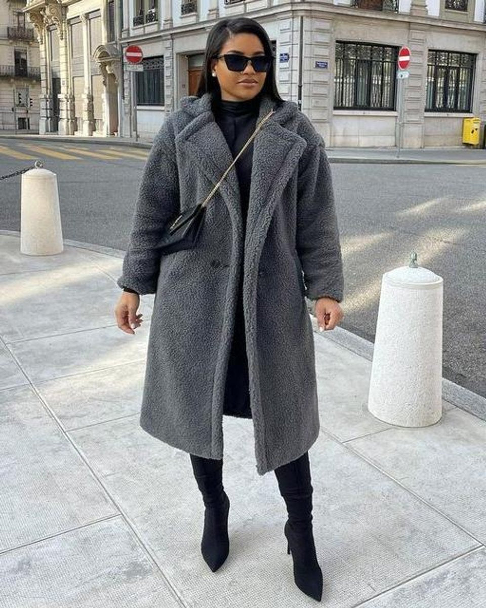 Scarlett | Dame Lang Oversized Teddyfrakke i Fake Fur