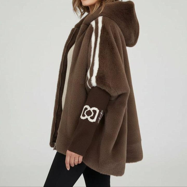 Amelia | Dame Oversized Frakke i Fake Fur med Hætte