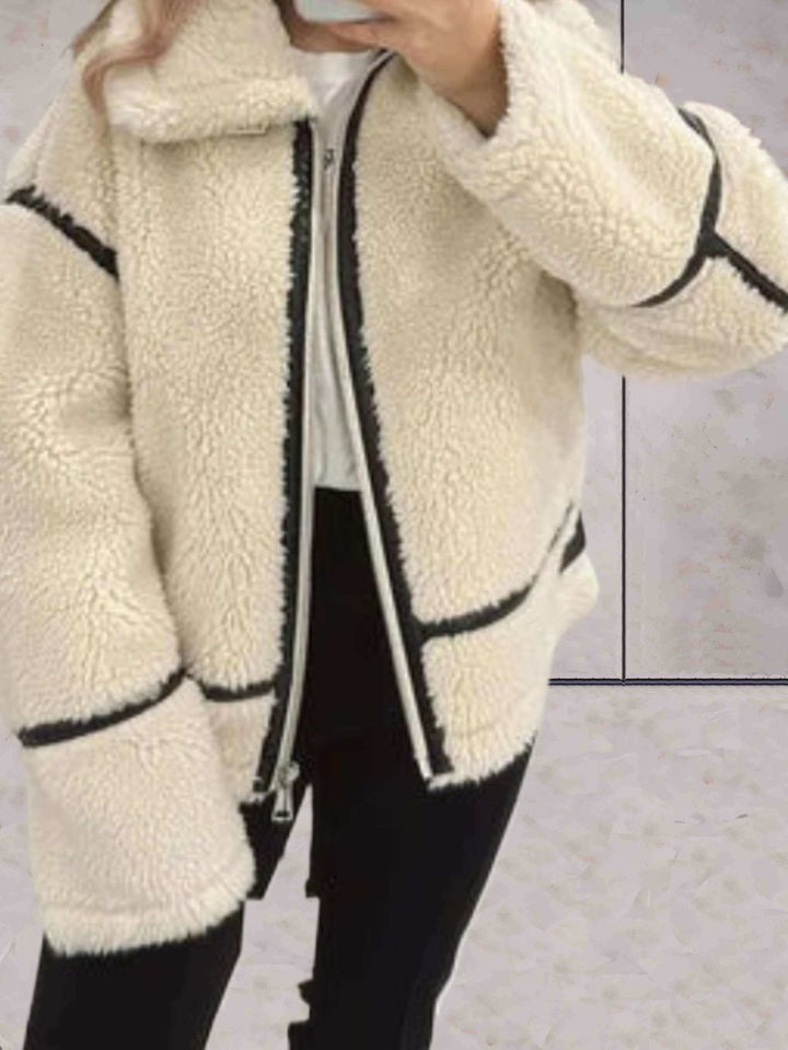 Aria | Dame Oversized Teddyjakke med Lynlås og Kontrastkant