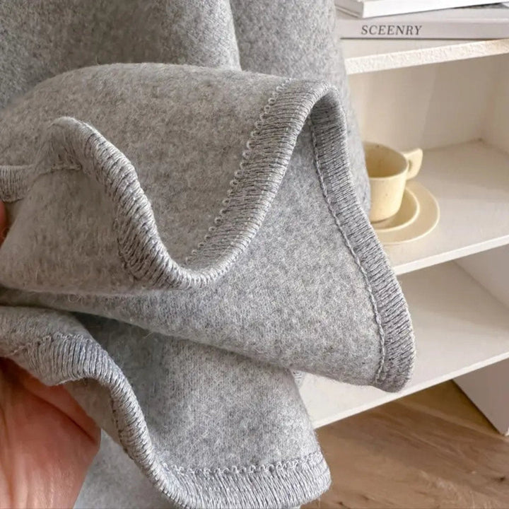 Ivy | Dame Poncho i Uld med Åben Front